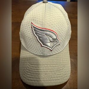 New Era 39Thirty Arizona Cardinals Gray Cap with Embroidered Logo